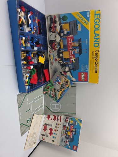 Lego vintage town set - town, 6391